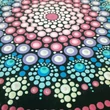 Kék-pink mandala pontfestő technikával