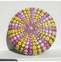 pink sárga mandala kavics