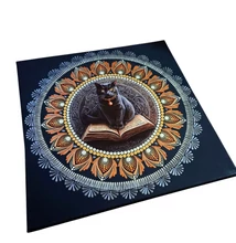 Fém betétes fekete macskás pontozott mandala feszített vásznon misztikus spirituális stílusban