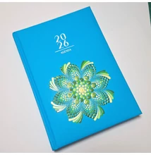 Pontozott mandalás határidőnapló 2026 napi bontással, 21x15 cm