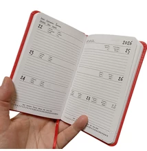 Pontozott mandalás zseb határidőnapló 2026 napi bontással