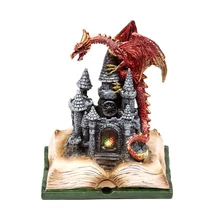 Sötét Legendák Sárkánya LED-es – Tűzsárkány az Elvarázsolt Tündérmese Kastélyán, kézzel festett fantasy dísztárgy világítással