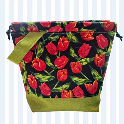 Tulipán mintás project bag öt belső zsebbel