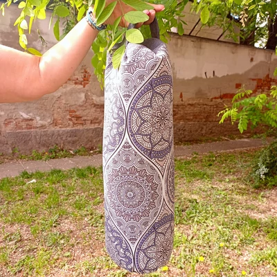 Meditációs, mini jóga henger tönköly pelyvával töltve, Kék-mandalás