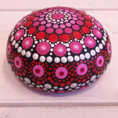 pink-piros mandalakő-1